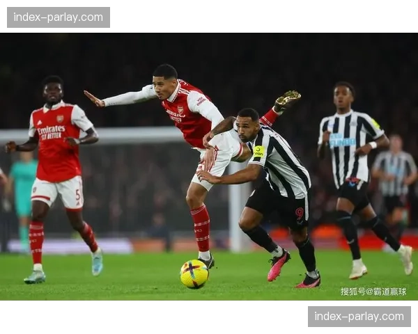 速报：萨卡助攻恩瓦内里造点，厄德高一蹴而就，阿森纳客场1-0领先巴黎。